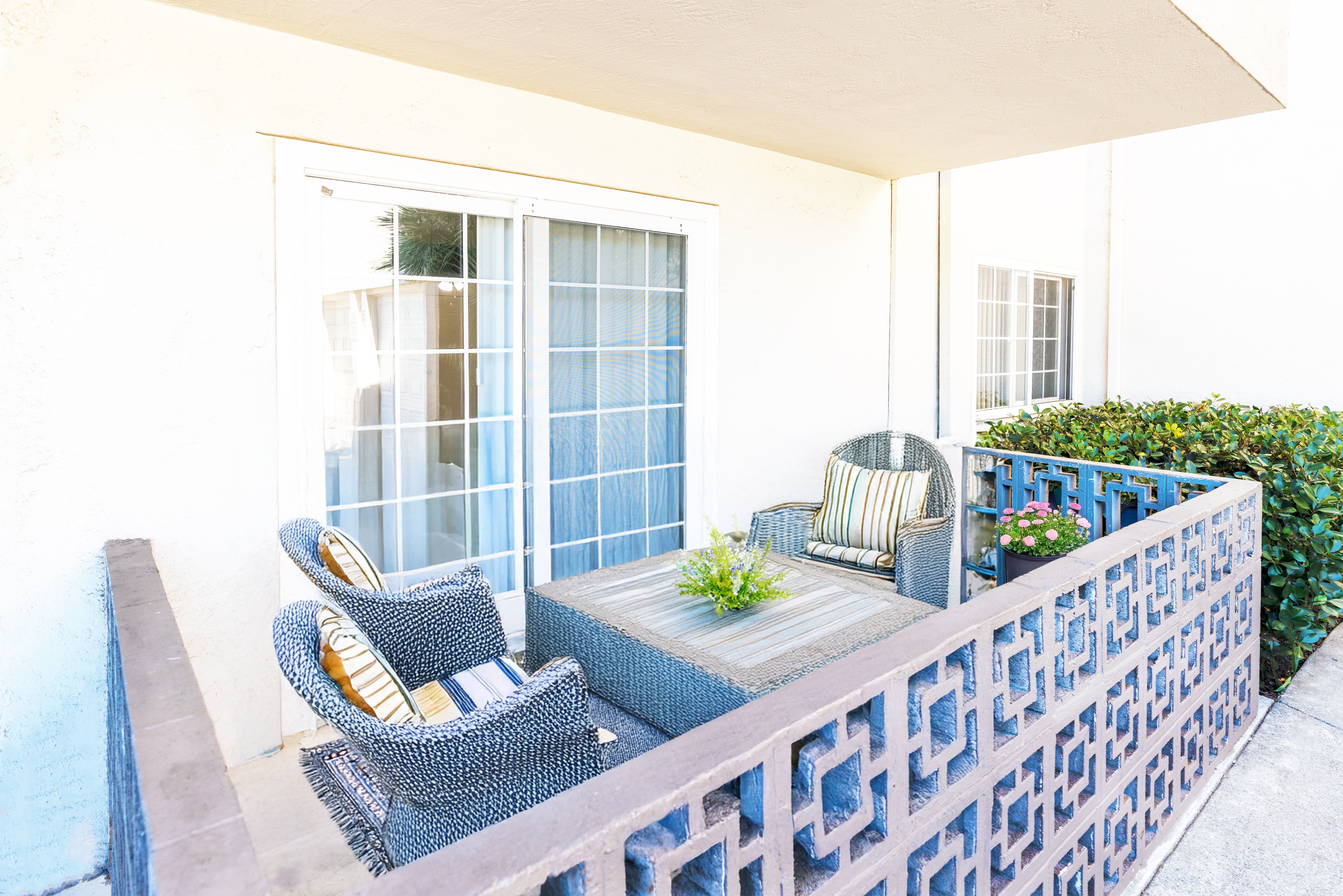 Courtyard Apartments photo 3